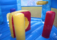 Los obstáculos inflables gigantes congelados del juego de diversión de los castillos suben áreas resbalan el castillo de salto