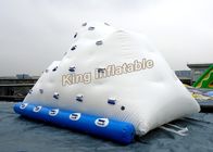 El iceberg inflable blanco del agua del PVC/explota deportes acuáticos juega para los adultos y los niños