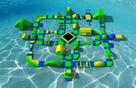 Parque acuático flotante inflable Juegos acuáticos inflables Equipos de entretenimiento para eventos