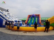 Deslizamiento de agua inflable Juguetes de pelota de natación Piscinas Parque acuático inflable con piscina