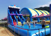 Resbalón y diapositiva inflables azules comerciales con la piscina grande para el adulto y los niños