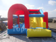 Castillo de salto inflable del mundo de la diversión del patio trasero de los niños con la lona del PVC, el color modificado para requisitos particulares y el tamaño