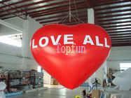 la publicidad inflable del helio del PVC de 0.2m m hincha para la ceremonia de boda/la forma roja del corazón