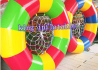Rodillo inflable divertido colorido del agua del PVC del juguete 1.0m m del agua para el juego graciosamente del agua