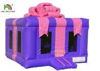 La caja de regalo los 4X4m inflable rosada modificada para requisitos particulares explota el castillo de salto para el partido