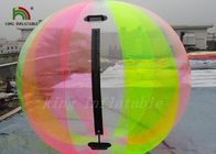 El arco iris coloreó la bola que caminaba del agua inflable del PVC/de TPU de 1.0m m, bola de Zorb del agua para los niños