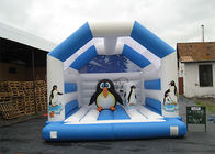 casas inflables de la despedida del tema del pingüino de los 5m*4m para los niños