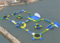 El agua inflable de la nueva playa gigante del diseño parquea juegos flotantes del agua del lago