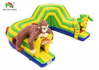 alquiler inflable de la carrera de obstáculos del PVC de los 21ft del tema al aire libre del mono para los acontecimientos