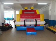 Castillo de salto inflable de la familia gorila amarilla/roja del vehículo campo a través de 3 del x 1.5m