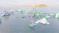Carrera de obstáculos flotante al aire libre de los juegos del parque de la agua de mar de Infaltable