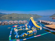 Juegos del parque de la agua de mar de Infaltable del entretenimiento que flotan la carrera de obstáculos