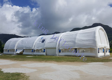 Tienda inflable blanca del acontecimiento del PVC de 40 x 10 x 6 M con resistencia del fuerte viento