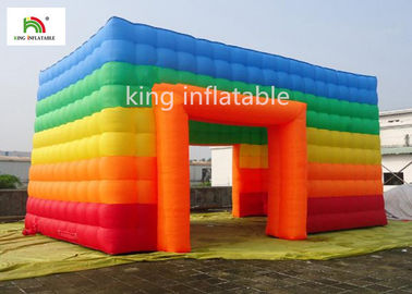 Tienda inflable los 4m Oxford colorida del acontecimiento del arco iris EN14960 para el anuncio publicitario