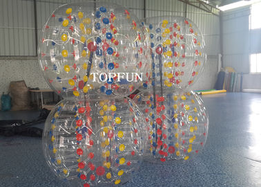 Bola de parachoques 0.8m m inflable divertida con la soldadura coloreada de los anillos en D fuerte