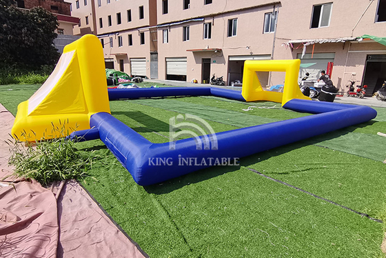 Campo de fútbol inflable interactivo al aire libre del campo de fútbol inflable para los adultos de los niños