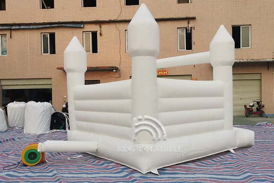 Cama de salto blanca inflable del castillo el 13ft*11.5ft*10ft Jumper Bouncy Castle Wedding Decorations de la gorila para el partido