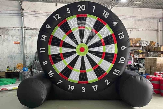 El fútbol inflable enorme de 13*13 pie lanza el juego del dardo del fútbol de Inflatables del gigante de entretenimiento