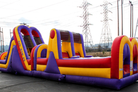 Los niños inflables 5k de los adultos de las carreras de obstáculos del Wipeout más grande cursan alquileres
