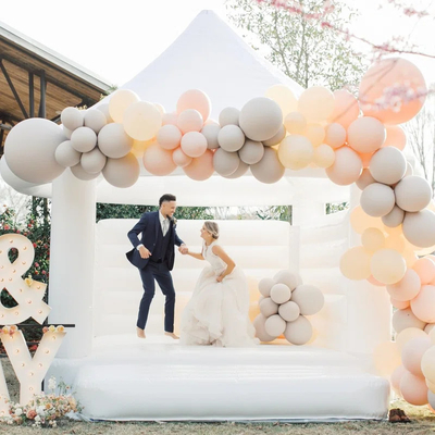 Comercial Adultos Niños Bloqueador Inflable Casa Blanca Bounceable Bloqueador Inflable Salto Castillo para la boda