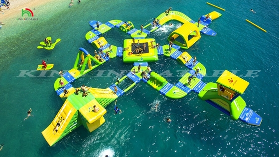 Parque acuático inflables comerciales grandes juegos acuáticos flotantes obstáculo equipo de parque acuático
