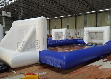 juegos inflables azules de los deportes de campo de fútbol de 12 de los x 6M con el ventilador del CE