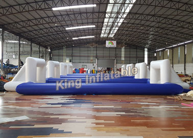 juegos inflables azules de los deportes de campo de fútbol de 12 de los x 6M con el ventilador del CE