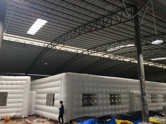 En el exterior Pvc Blanco Inflatable Club nocturno Inflable Club nocturno Eventos de bodas Fiesta Cubo tienda de campaña en venta