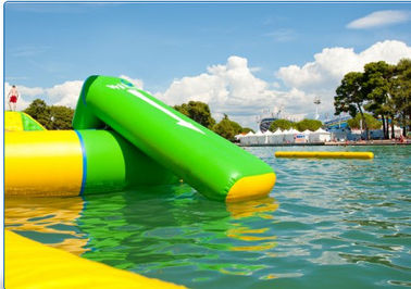 Parques inflables enormes del agua