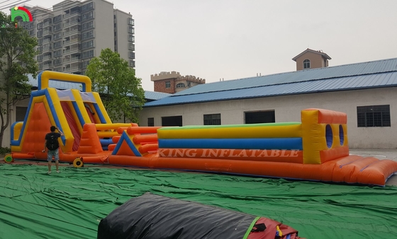 Juegos de Carnaval Inflables de Deportes Personalizados Curso de obstáculos con doble carril de escalada y tobogán