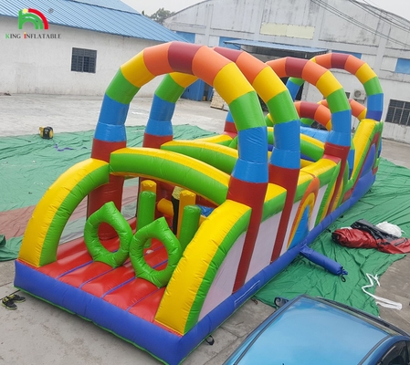 Cursos de obstáculos comerciales de tierra Deporte Juego de obstáculos inflables para niños