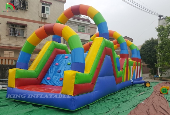 Cursos de obstáculos comerciales de tierra Deporte Juego de obstáculos inflables para niños