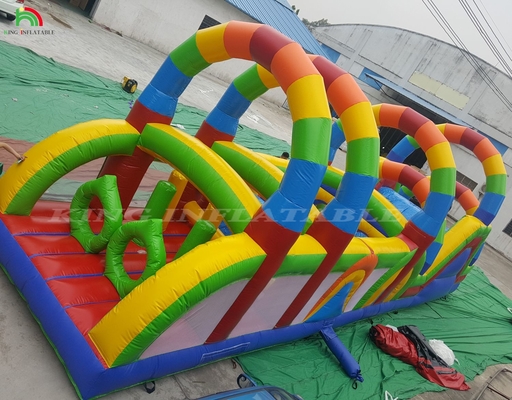 Cursos de obstáculos comerciales de tierra Deporte Juego de obstáculos inflables para niños