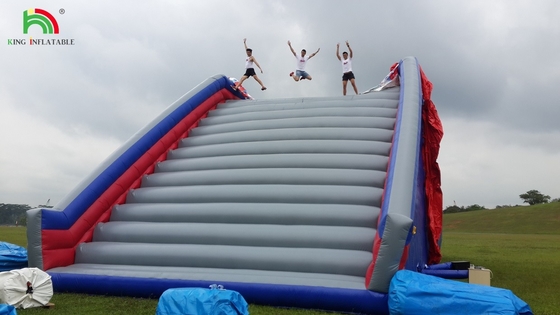 Curso de obstáculos inflable seguro y antideslizante escalera de salida combinada