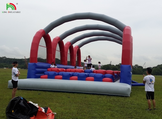 Gran obstáculo inflable Niveles irregulares de la plataforma