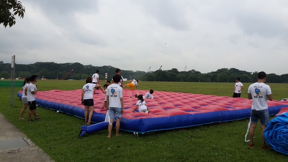 Desafío competitivo Curso de obstáculos de rebote inflable Colchón de PVC Correr Equipo de curso inflable para el evento