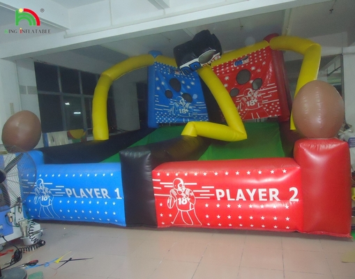 Juegos Inflables al aire libre Juegos de diversión Deportes Quarterback Blitz Juego de lanzamiento de fútbol inflable
