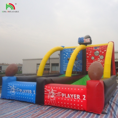 Juegos Inflables al aire libre Juegos de diversión Deportes Quarterback Blitz Juego de lanzamiento de fútbol inflable