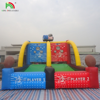 Juegos Inflables al aire libre Juegos de diversión Deportes Quarterback Blitz Juego de lanzamiento de fútbol inflable