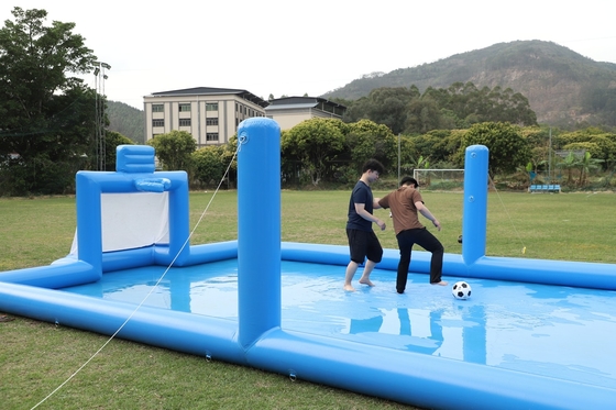 Juego deportivo inflables de PVC azul inflables de agua voleibol Red Campo de fútbol Campo de arena Corte de fútbol inflables Campo