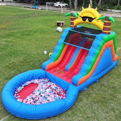 Slide de agua inflable de PVC de doble carril combo con escalera de obstáculos de la piscina