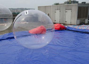 Paseo inflable transparente en bola del agua