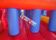 Funcionamiento inflable de los parques de atracciones de Inlfatable de los niños que persigue la ciudad/el artículo y la seguridad de la diversión de la raza