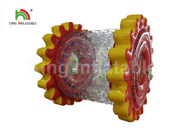 Juguete inflable modificado para requisitos particulares colorido del juego del deporte de la bola de balanceo del agua del PVC para el parque del agua
