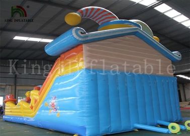 Casas comerciales inflables de la despedida del PVC del payaso colorido 0.55m m con la diapositiva para los niños