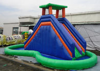 Tobogán acuático inflable doble entre diapositiva material del parque del agua de la lona del PVC de la piscina
