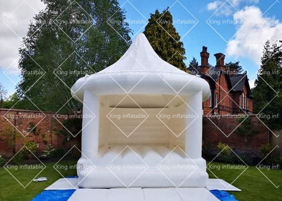 Castillo animoso inflable del carrusel blanco al aire libre de los 4x3.5m para casarse uso