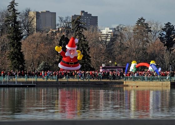 Promoción comercial grande de Santa Claus Inflatable Advertising Products For 10 m