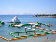 corte de voleibol inflable de playa del PVC de 0.9m m para los parques inflables del agua