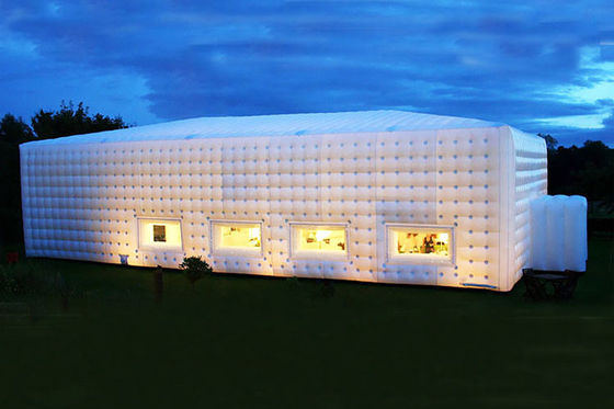 Plato Inflatable Event Tent de costura cuádruple gigante